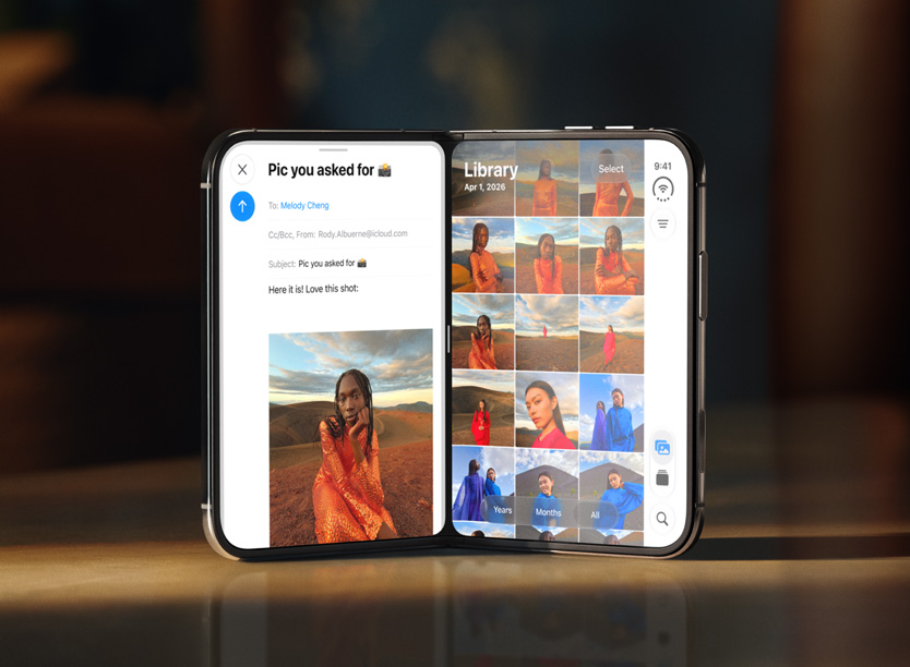 iPhone Duo ở chế độ Chờ dạng sách mở